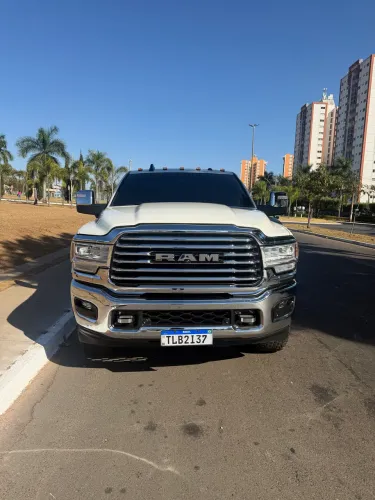 Ram 3500 Limited Longhorn 6.7 TB CD Diesel 2024