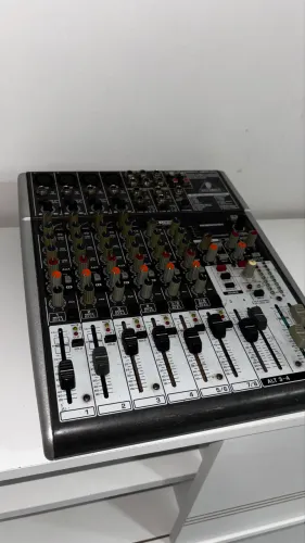 Mesa Behringer 1204 USB