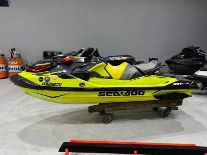 Vendo Jet Ski RXTX 300 2019