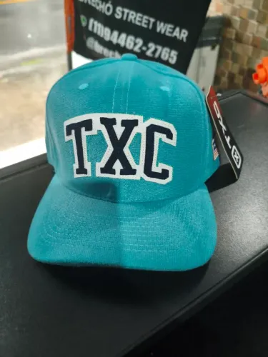 Boné Txc  aveludado 