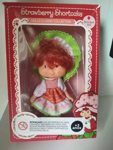 Boneca coleção Moranguinho