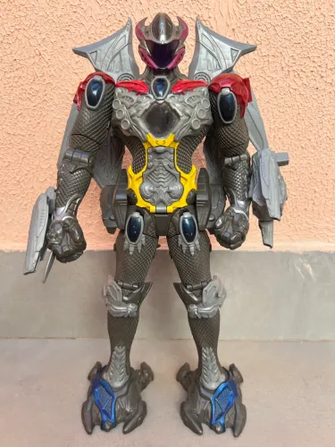 Megazord Power Rangers Articulado (inclui miniaturas)
