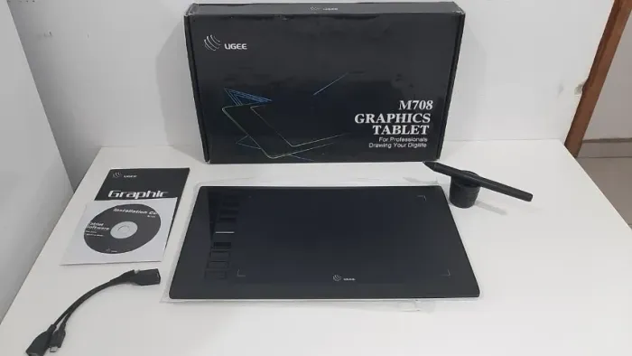 Mesa Digitalizadora Ugee M708