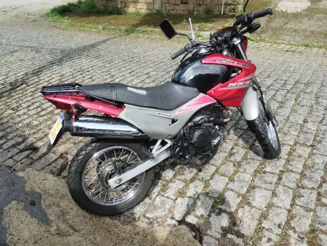 NX 400 Falcon