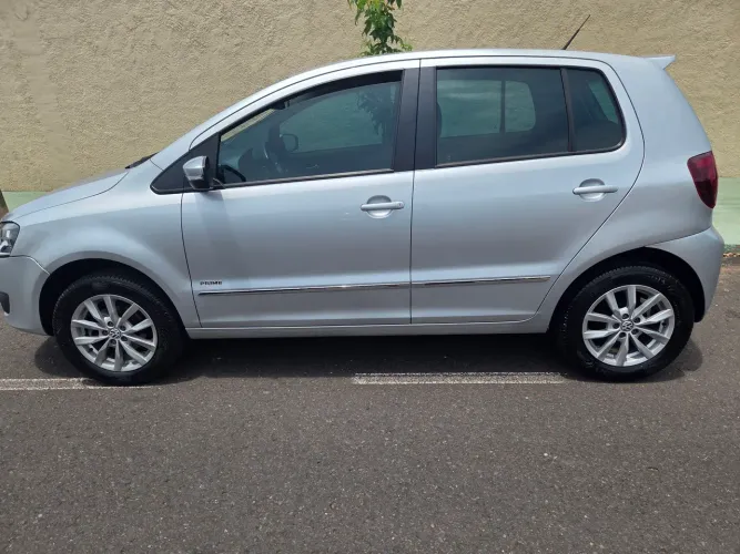 Volkswagen Fox Prime/higli. 1.6 Total Flex 8V 5P 2013