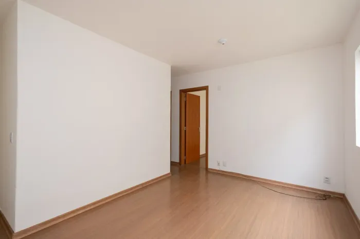 Apartamento de 2 Dormitórios para Aluguel e Venda no Fragata em Pelotas RS, com Conforto,