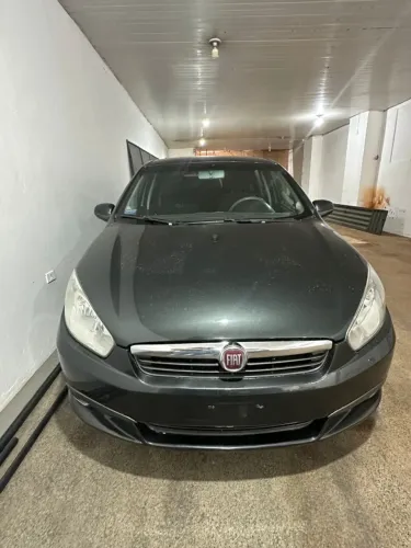 Fiat Grand Siena Attrac. 1.4 EVO F.flex 8V 2013