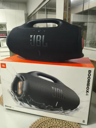 Boombox 4
