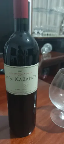 Vinho Tinto Angelica Zapata 