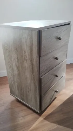 Criado Mudo 4 gavetas OFERTA usado