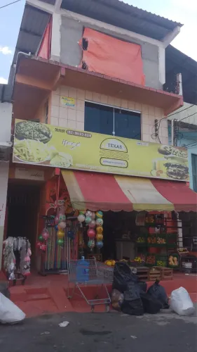 Vendo casa comercial 