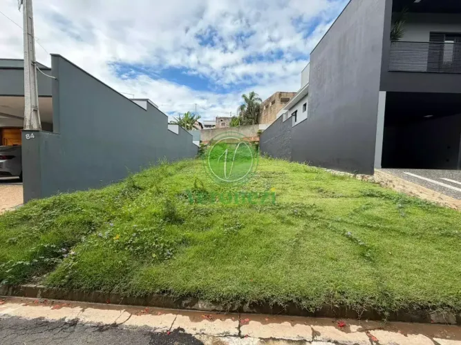 Terreno à venda no Condomínio Vale do Sol em Porto Feliz