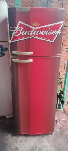 Geladeira Electrolux 2 portas gelando bem