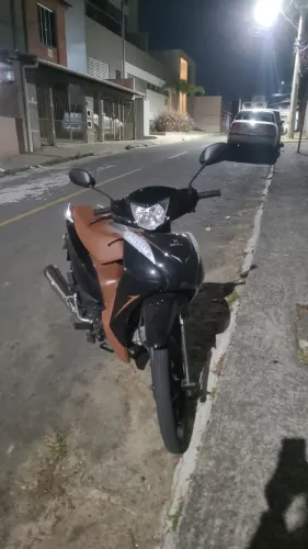 JET 125 ss (Preta/Marrom) - Shineray
