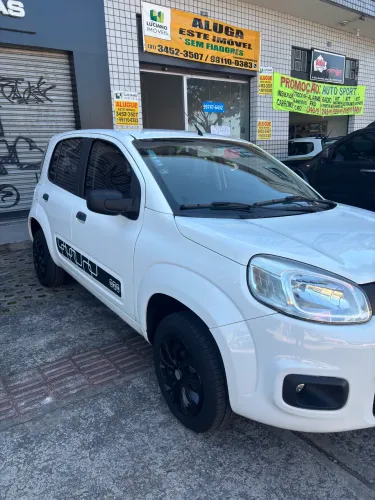 Fiat Uno Attractive 1.0 EVO Fire Flex 8V 5P 2016