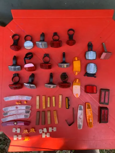 LOTE DE REFLETORES ANTIGOS PARA BICICLETAS - VINTAGE / RESTAURAÇÃO / COLECIONADORES