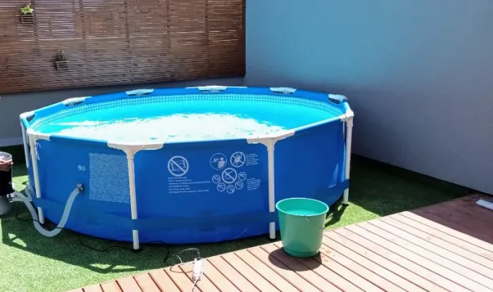 Linda Piscina Estrutural 4.485 Litros 305cm Metal Frame Armação Intex 28200