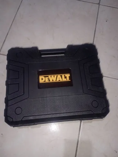 Vendo parafusadeira dwalt de impacto