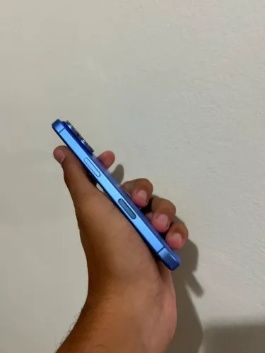 iPhone ? 16 128 gigas 