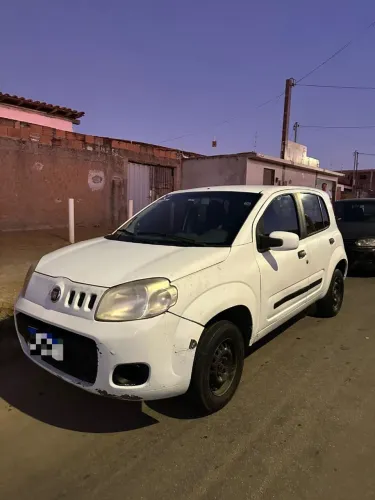 Fiat Uno Vivace/rua 1.0 EVO Fire Flex 8V 5P 2012