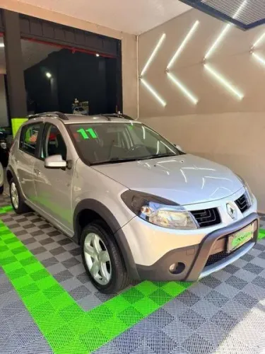 Renault Sandero Stepway Flex 1.6 16V 5P 2011