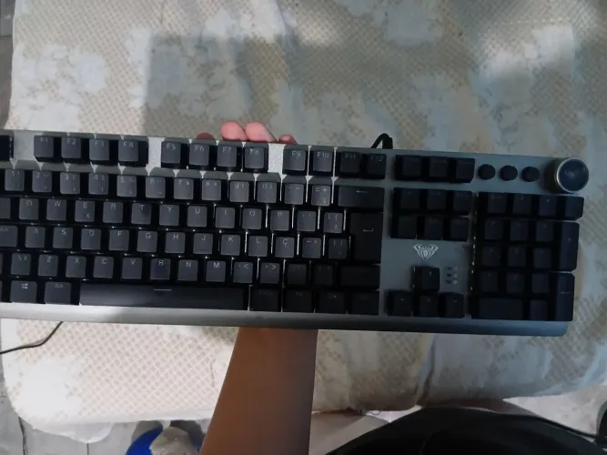 Vendo teclado mecânico da Aula, 100%