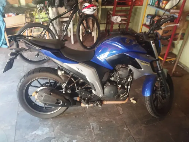 Fazer 250 muito nova