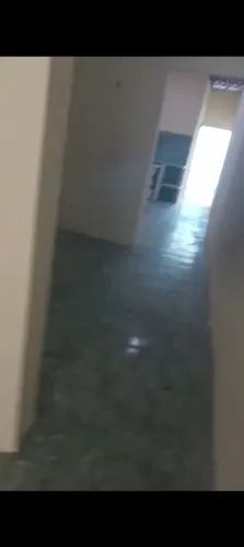 Aluga-se casa no montese