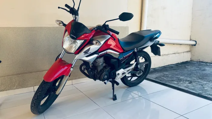 Vendo Titan 160 unico dono