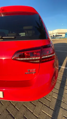 Volkswagen Golf Highline 1.4 TSI 140cv Aut. 2014
