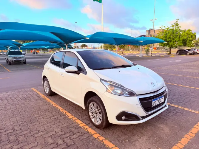 Peugeot 208 Active Pack 1.2 Flex 12V 5P Mec. 2018