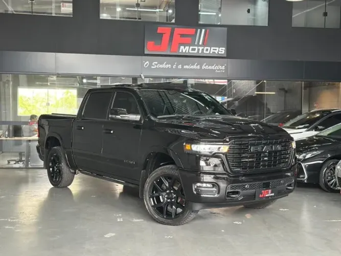 Ram 1500 Laram. Night ED. Bi-TB 3.0 4X4 Aut. 2025