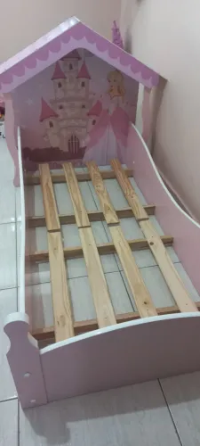 Cama infantil das Princesas