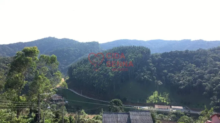 REFÚGIO NA SERRA - CASA BEM LOCALIZADA EM RANCHO QUEIMADO