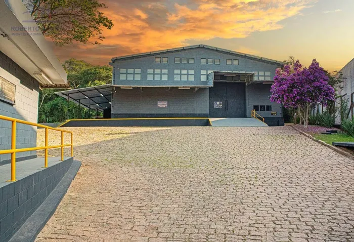 Estúdio Audiovisual Premium na Granja Viana a venda com 2700m  Infraestrutura Completa e L