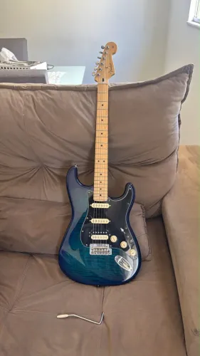Linda! Fender Player Flamed Top