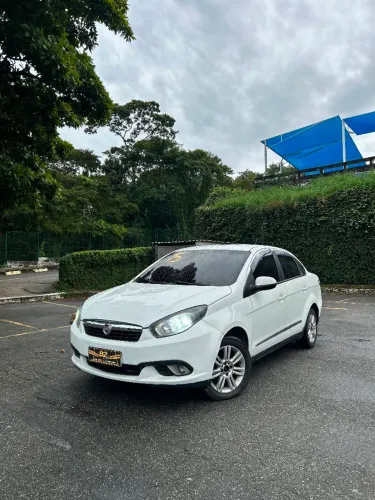 Fiat Grand Siena Tetrafuel 1.4 EVO F. Flex 8V 2015