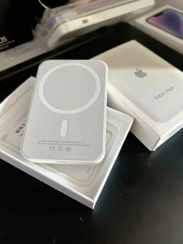 Carregador Magnético Magsafe 5.000mAh com Carregamento Sem Fio por Indução