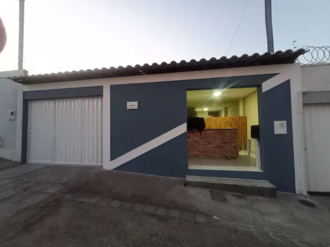 Casa com ponto de comércio