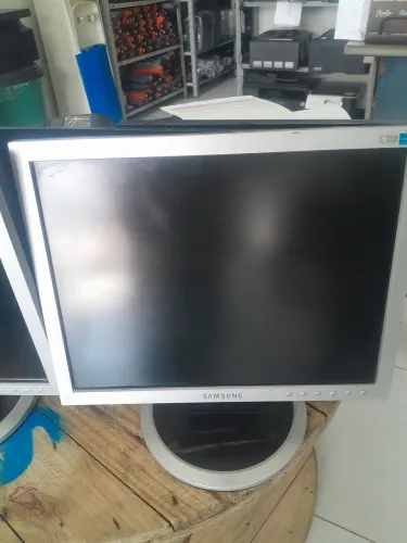Monitores de 16p