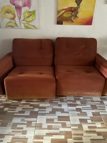 Sofá semi-novo