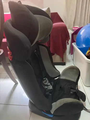 VENDO CADEIRINHA INFANTIL PARA VEÍCULO!