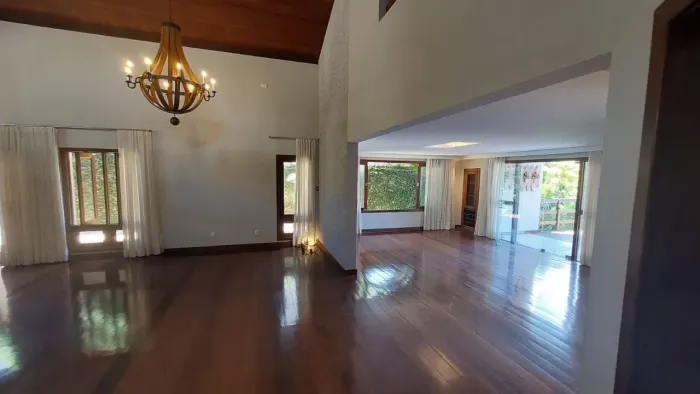 Casa de condomínio em Patamares são 550 metros quadrados com 5 quartos em Pituaçu - Salvad