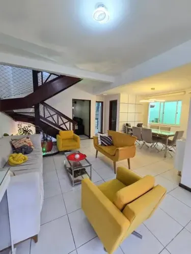 Stella Maris - Excelente Casa Duplex 4/4, Sendo Uma Suite, C/Closet.