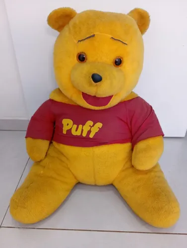 Urso puff de pelúcia grande