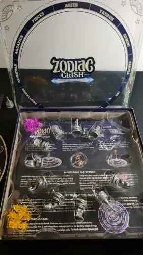 Jogo de Tabuleiro - Zodiac Clash
