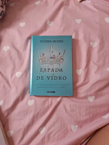 Livro espada de vidro 