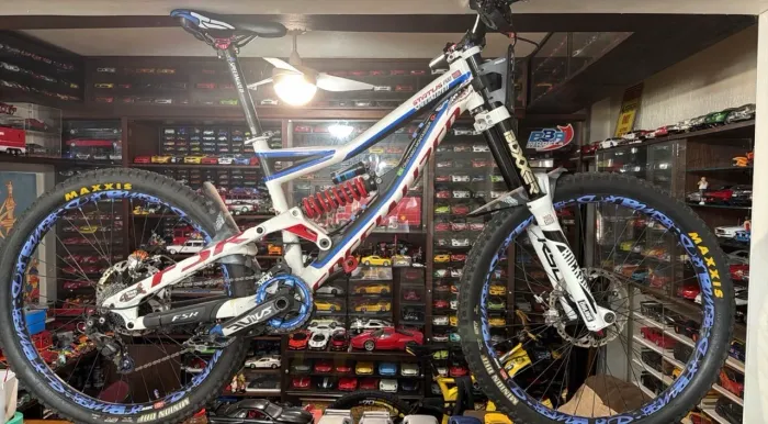 Bicicleta Specialized status top de linha