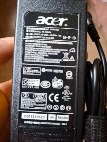 Carregador notebook Acer novo