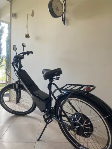 Bike elétrica, semi nova, modelo DUOS CONFORT. Valor 3.199,00